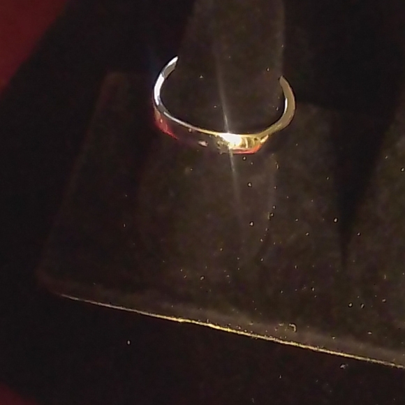 Authentic Genuine New Shiny Diamond Ring! 💍 - Picture 2 of 2
